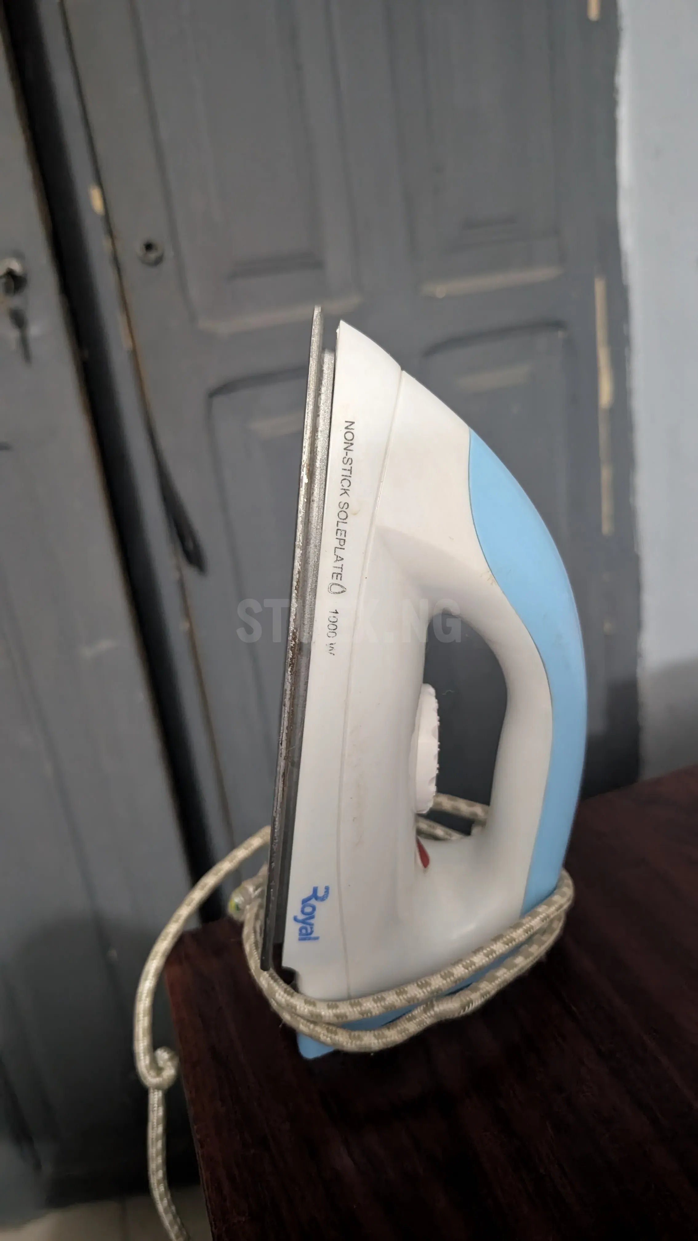 Pressing Iron 